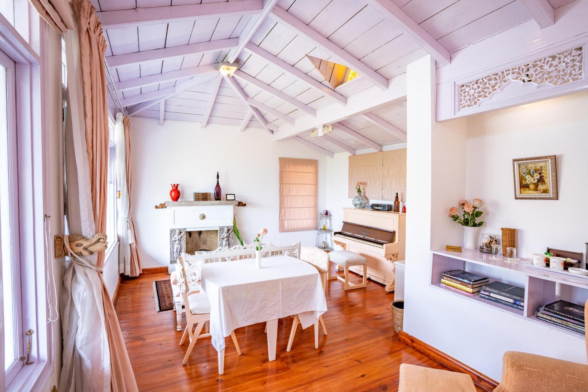 Te Aroha By Shervani Dhanachuli Extérieur photo